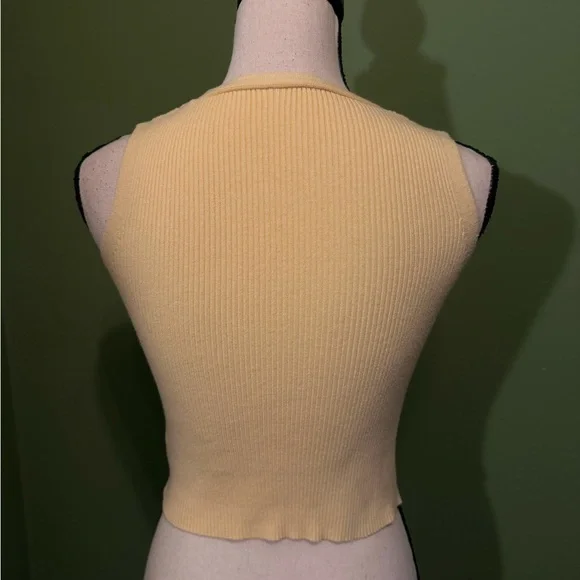 Yellow Sleeveless Ribbed Top - Picture 5 of 6